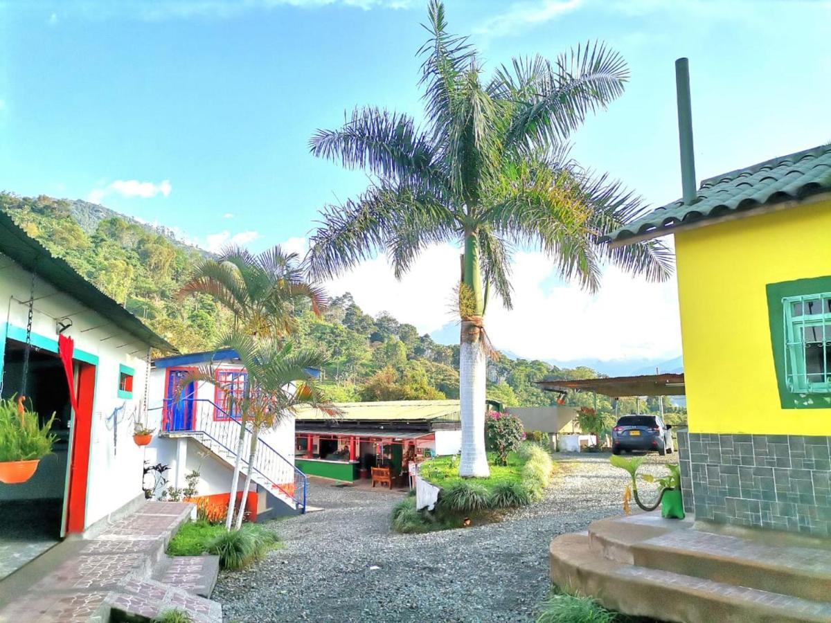 Calarcá Finca Turistica Santa Clara 호스텔 외부 사진